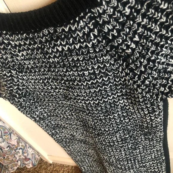 💚5 for $30 if you bundle Cute sweater dress - Picture 2 of 7